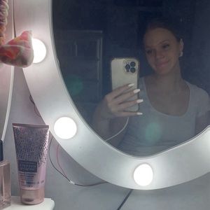 Meet your Posher, Dayla